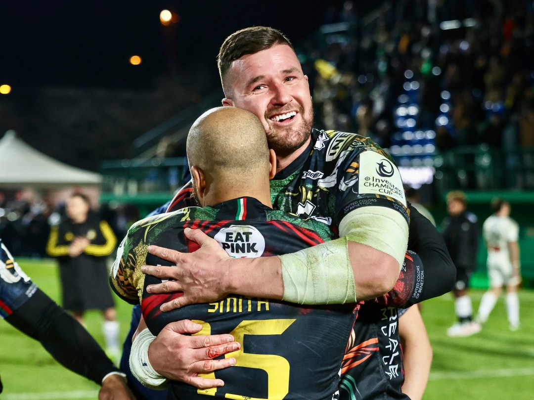 Rhino Smith and Sebastian Negri celebrate after the game, Benetton Rugby vs Stade Rochelais, Champions Cup, 18/1/2025